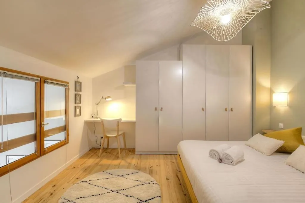 Loft Avec Mezzanine Au Coeur Du 3Eme, Lyon Apartment 0*,  France